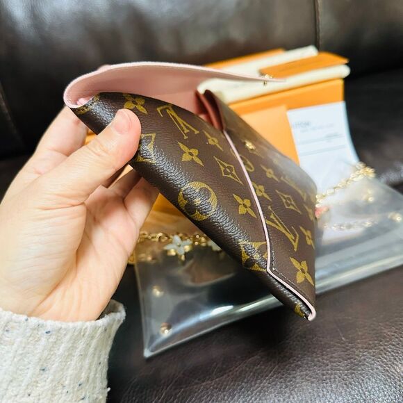 Louis Vuitton Kirigami Large Pouch with Accessories - Picture 8 of 15